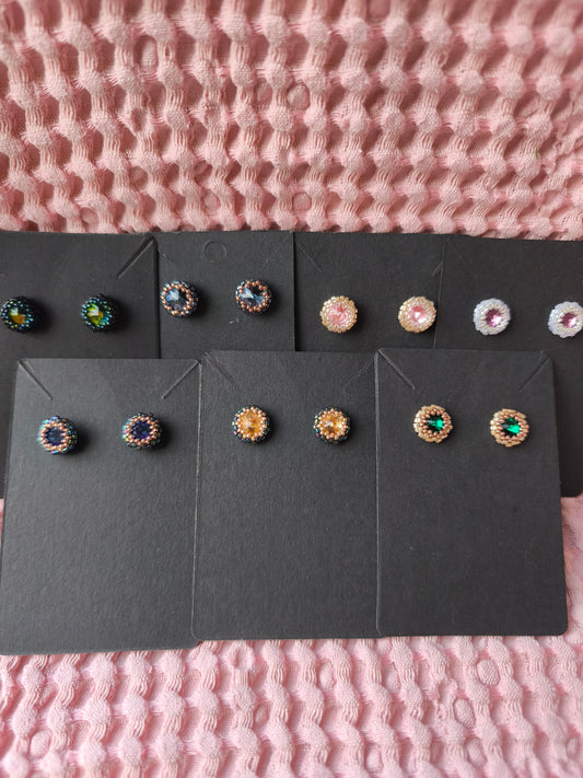 Ranku darbo auskarai