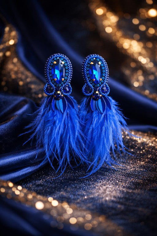 Išskirtiniai rankų darbo mėlyni auskarai su plunksnomis